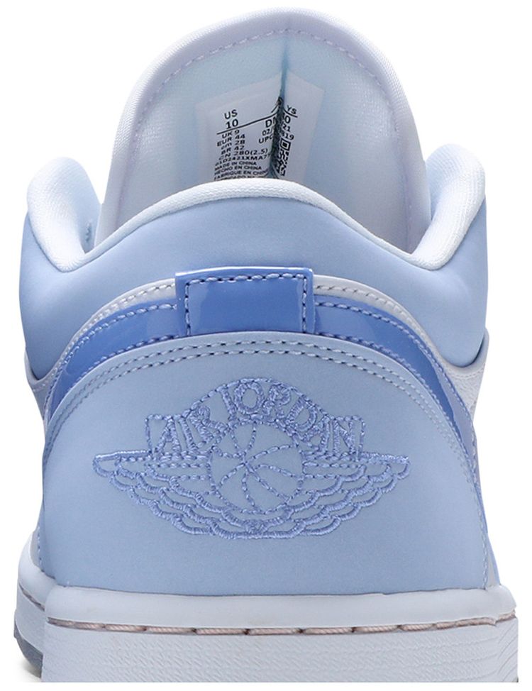 Air Jordan 1 Low SE Mighty Swooshers