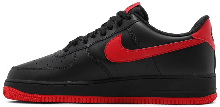 Nike Air Force 1 Low Bred