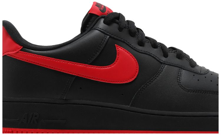 Nike Air Force 1 Low Bred
