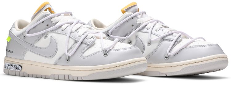 Nike Off White x Dunk Low Lot 49 of 50