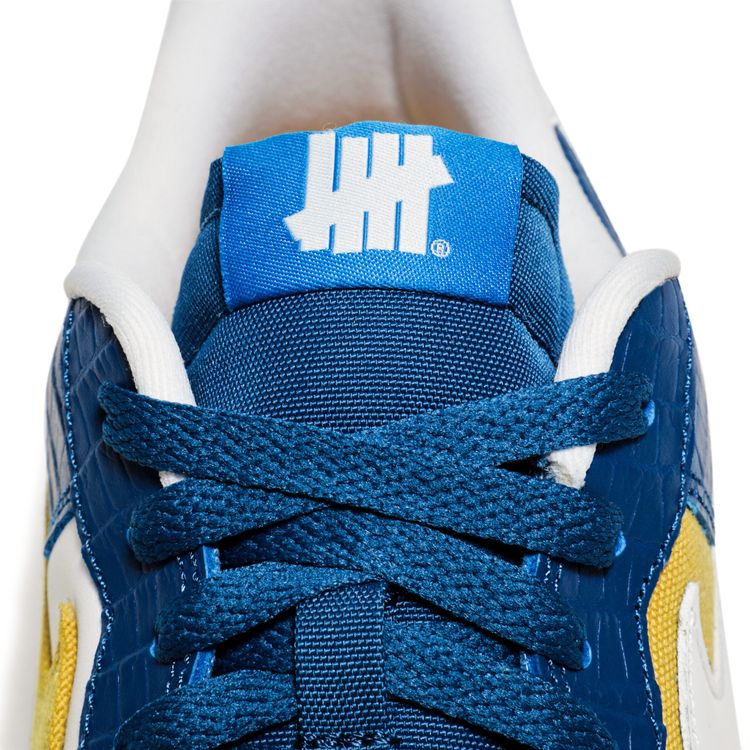 Undefeated x Air Force 1 Low SP Dunk vs AF1