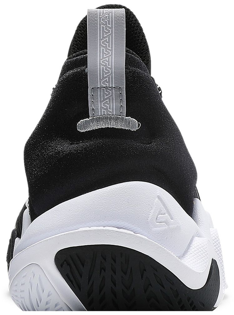 Nike Giannis Immortality GS Black Volt