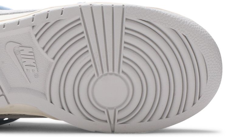 Nike Off White x Dunk Low Lot 38 of 50