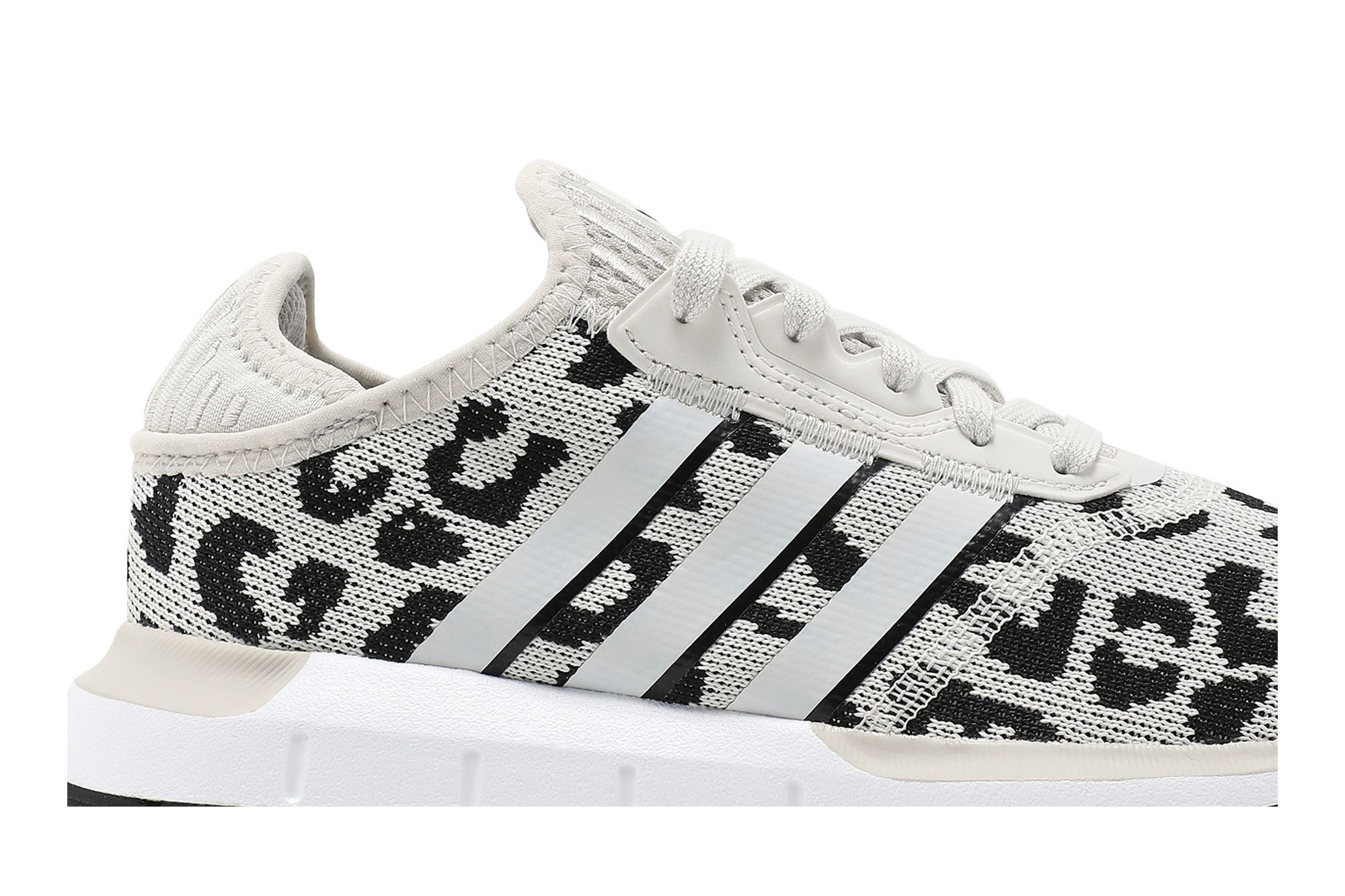 Adidas swift run black and white leopard shop