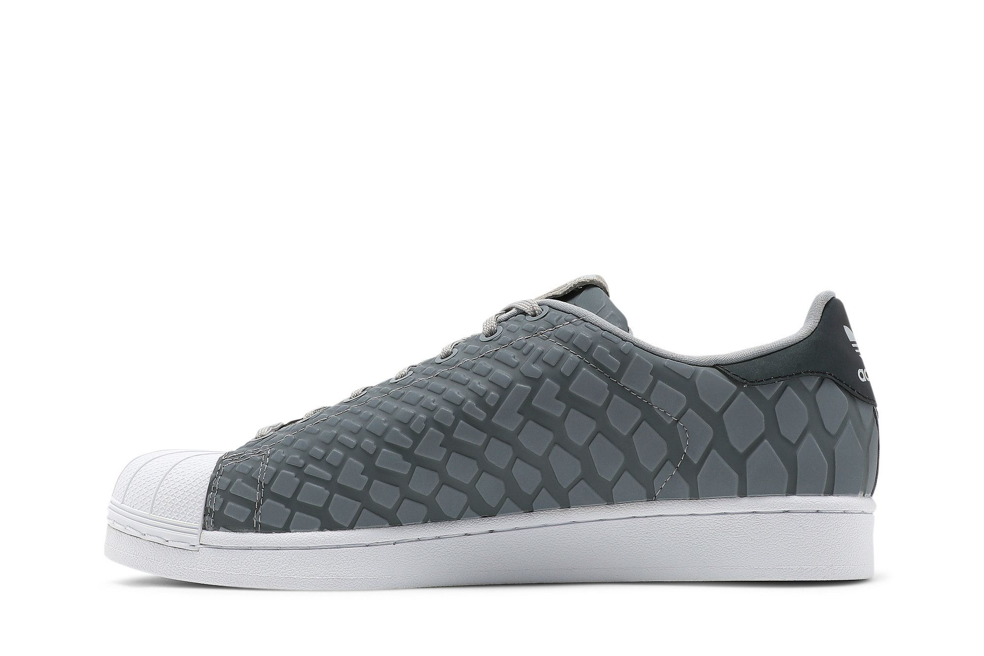 Buy Superstar Xeno D69367 GOAT