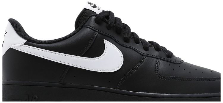 Nike Air Force 1 07 Black White Outsole