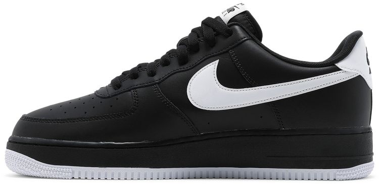 Nike Air Force 1 07 Black White Outsole