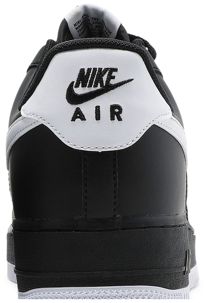 Nike Air Force 1 07 Black White Outsole