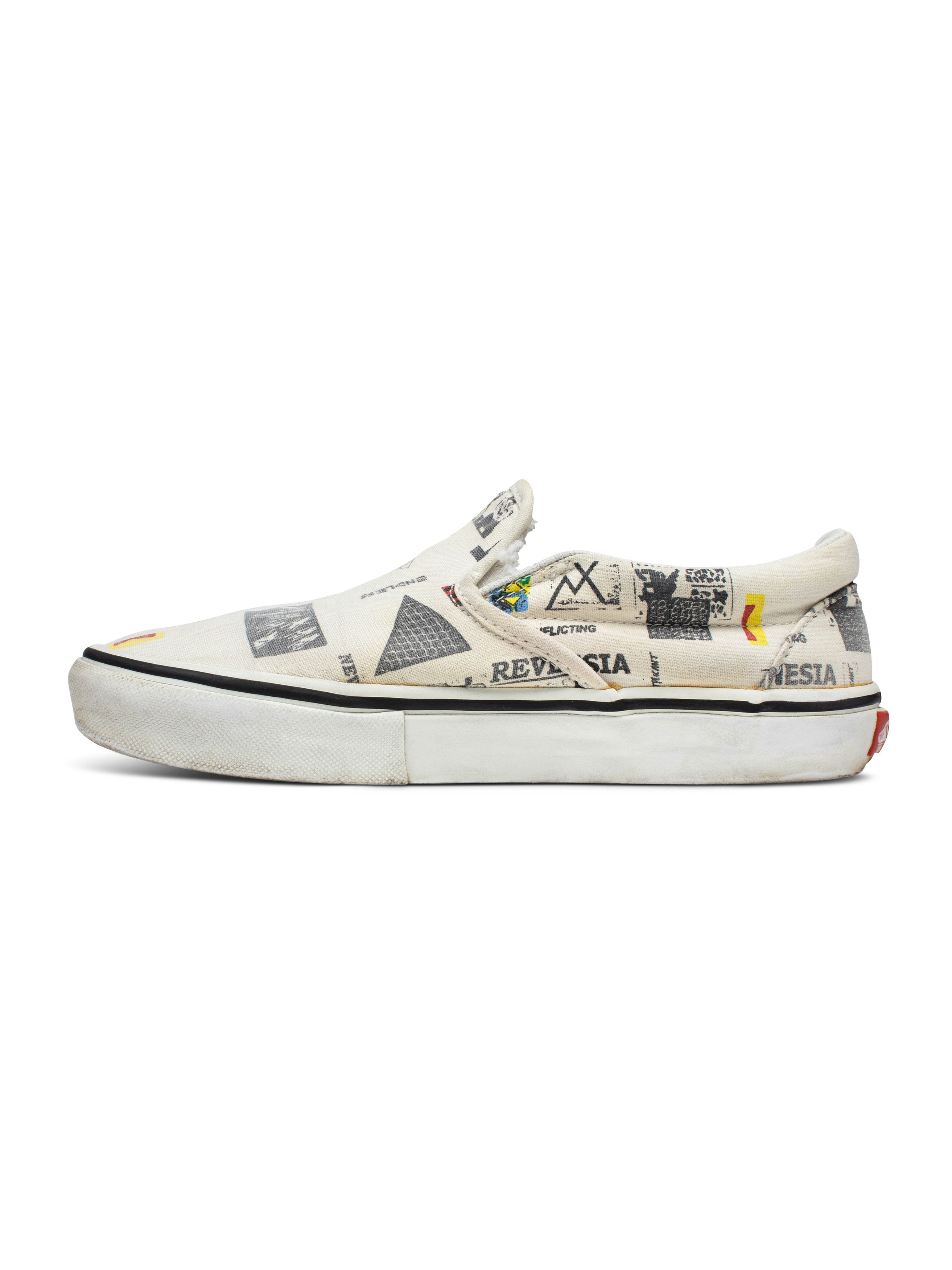 Buy Raf Simons x Colette x Comme des Garcons Consumed Classic Slip On LX MIDDLEMAN 5025676100 GOAT