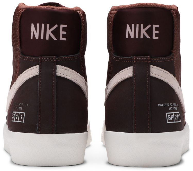 Nike Wmns Blazer Mid 77 Coffee