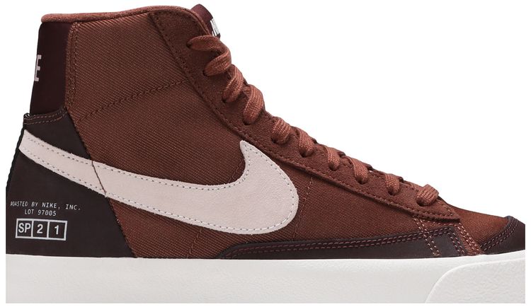 Nike Wmns Blazer Mid 77 Coffee