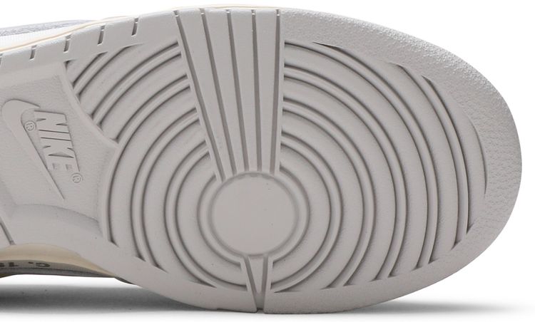 Off White x Nike Dunk Low Lot 29 of 50