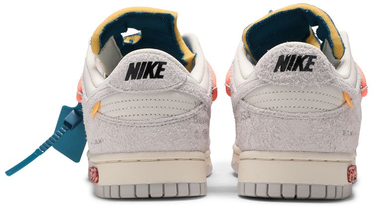 Nike Off White x Dunk Low Lot 19 of 50