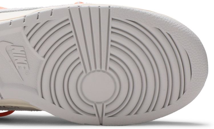 Nike Off White x Dunk Low Lot 19 of 50