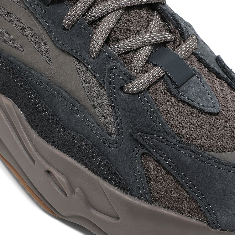 Yeezy Boost 700 V2 Mauve