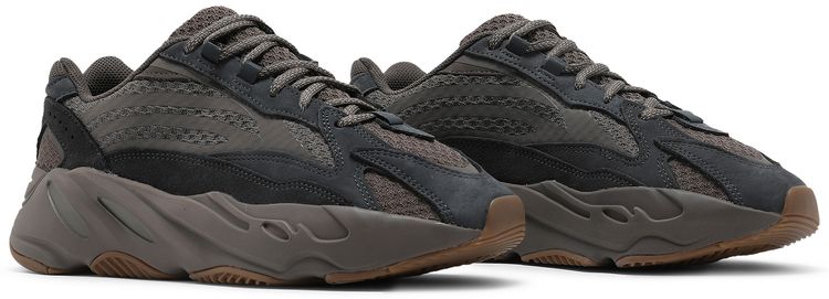 Yeezy Boost 700 V2 Mauve