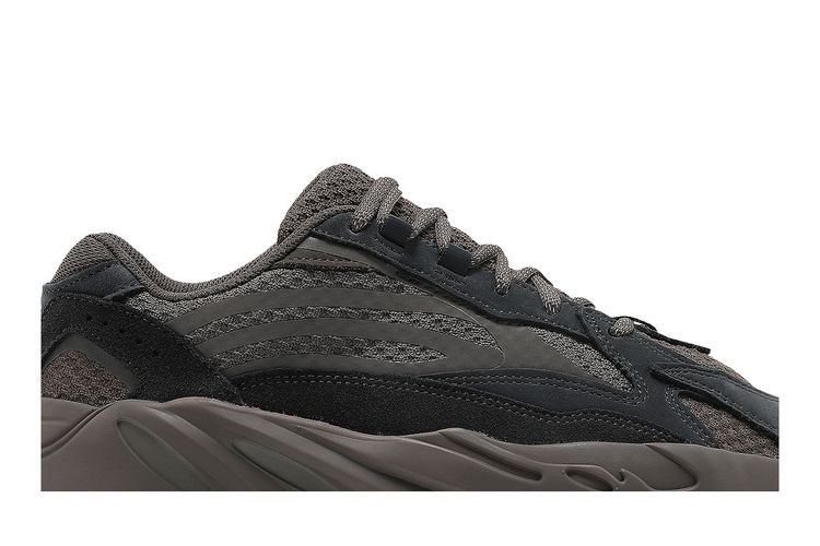 adidas gazelle silver green womens Adidas YEEZY Boost 700 V2 "Mauve" sneakers, 40.5 - BOPF