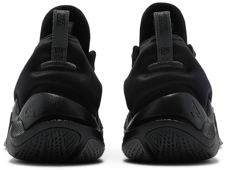 Nike Giannis Immortality Black Iron Grey