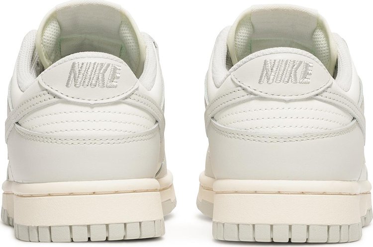 Wmns Dunk Low Light Bone