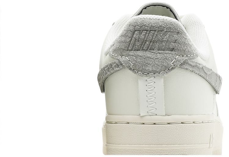 Nike Wmns Air Force 1 LXX Sea Glass Python