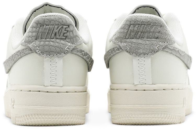 Nike Wmns Air Force 1 LXX Sea Glass Python