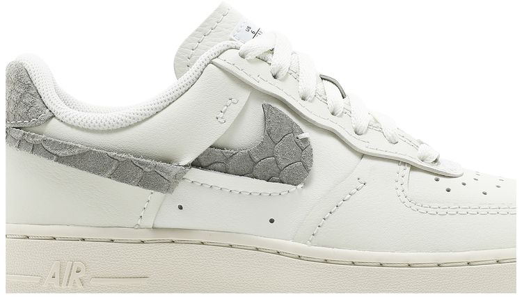 Nike Wmns Air Force 1 LXX Sea Glass Python