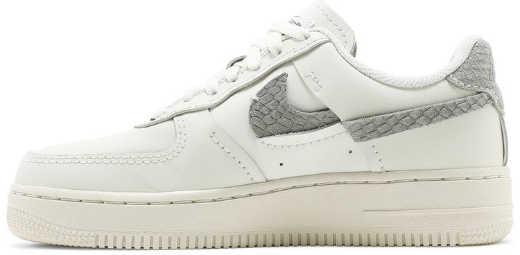 Nike Wmns Air Force 1 LXX Sea Glass Python