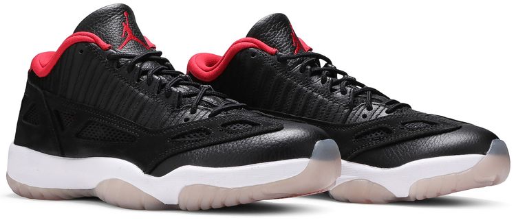 Air Jordan 11 Retro Low IE Bred 2021