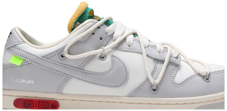 Off White x Nike Dunk Low Lot 25 of 50