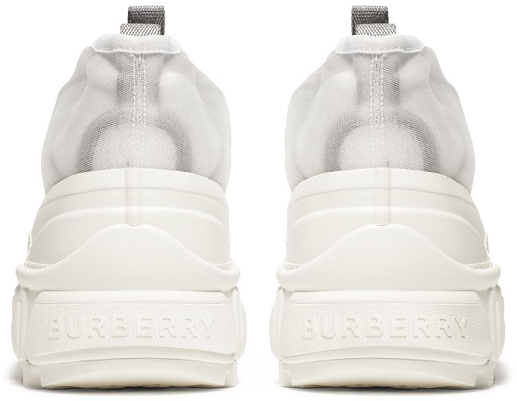 Burberry Wmns Arthur Silver GOAT Exclusive