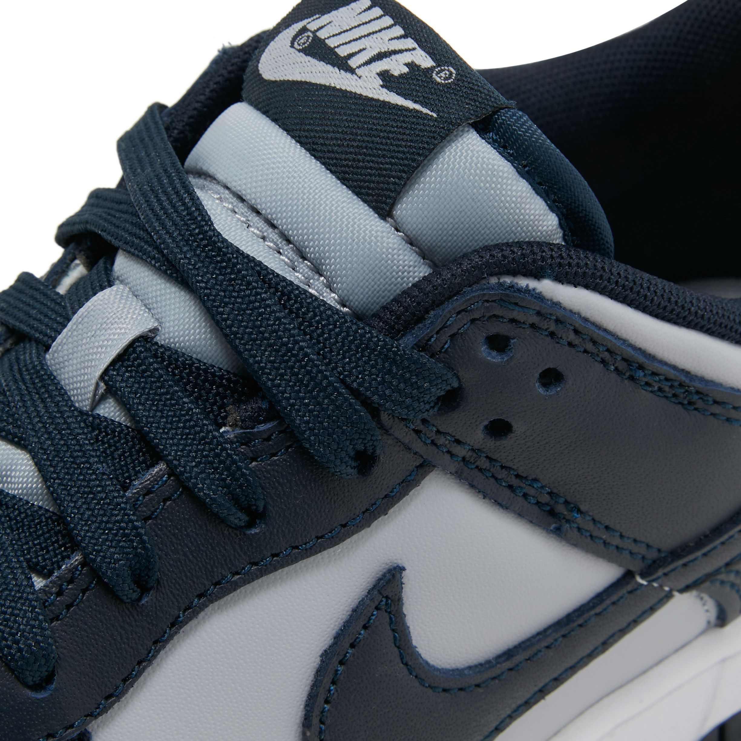 dunk low georgetown restock