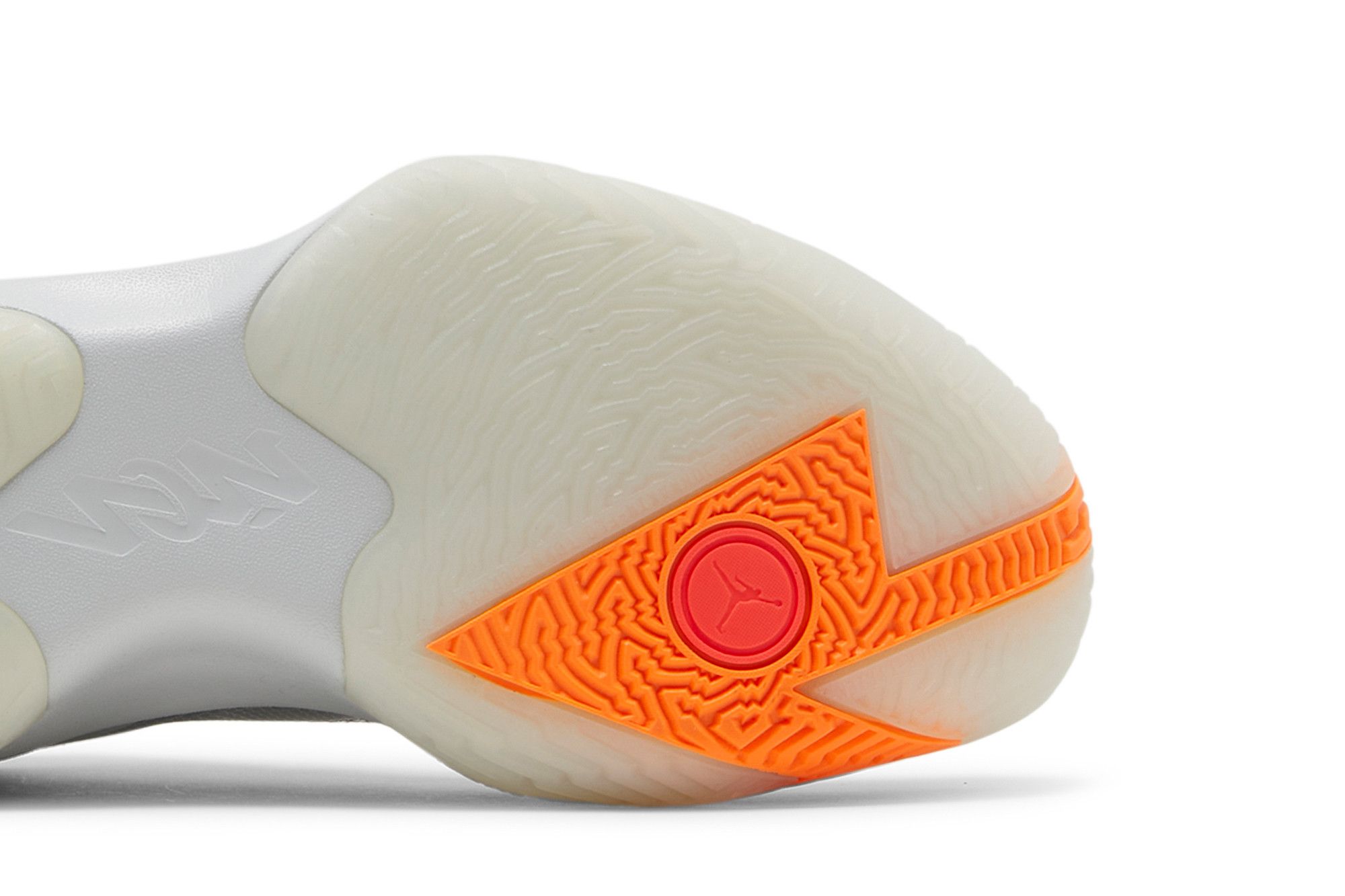 jordan zion 1 smoke grey total orange