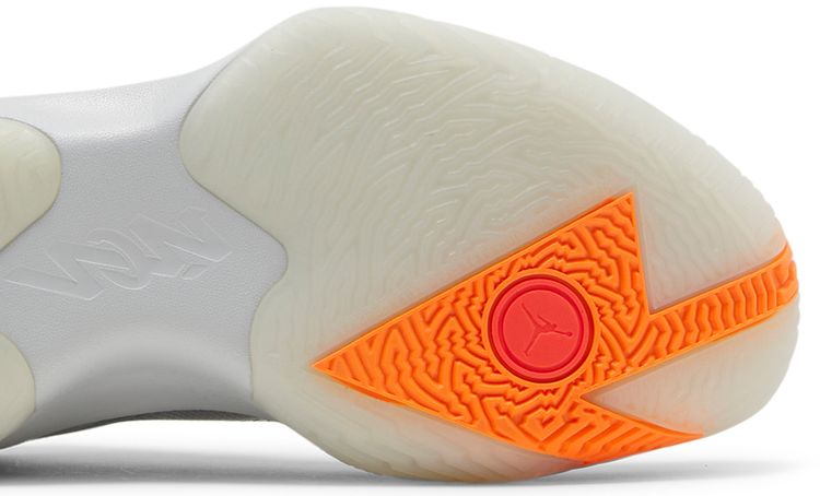 Air Jordan Zion 1 Light Smoke Grey