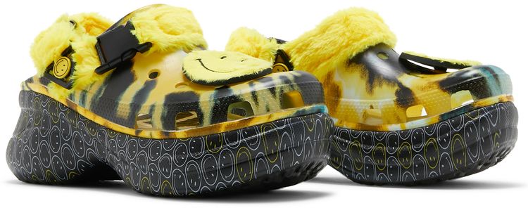 Wmns Classic Bae Buckle Translucent Clog Tie Dye Smiley