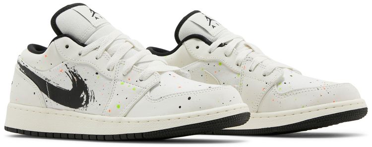 Air Jordan 1 Low SE GS Paint Splatter