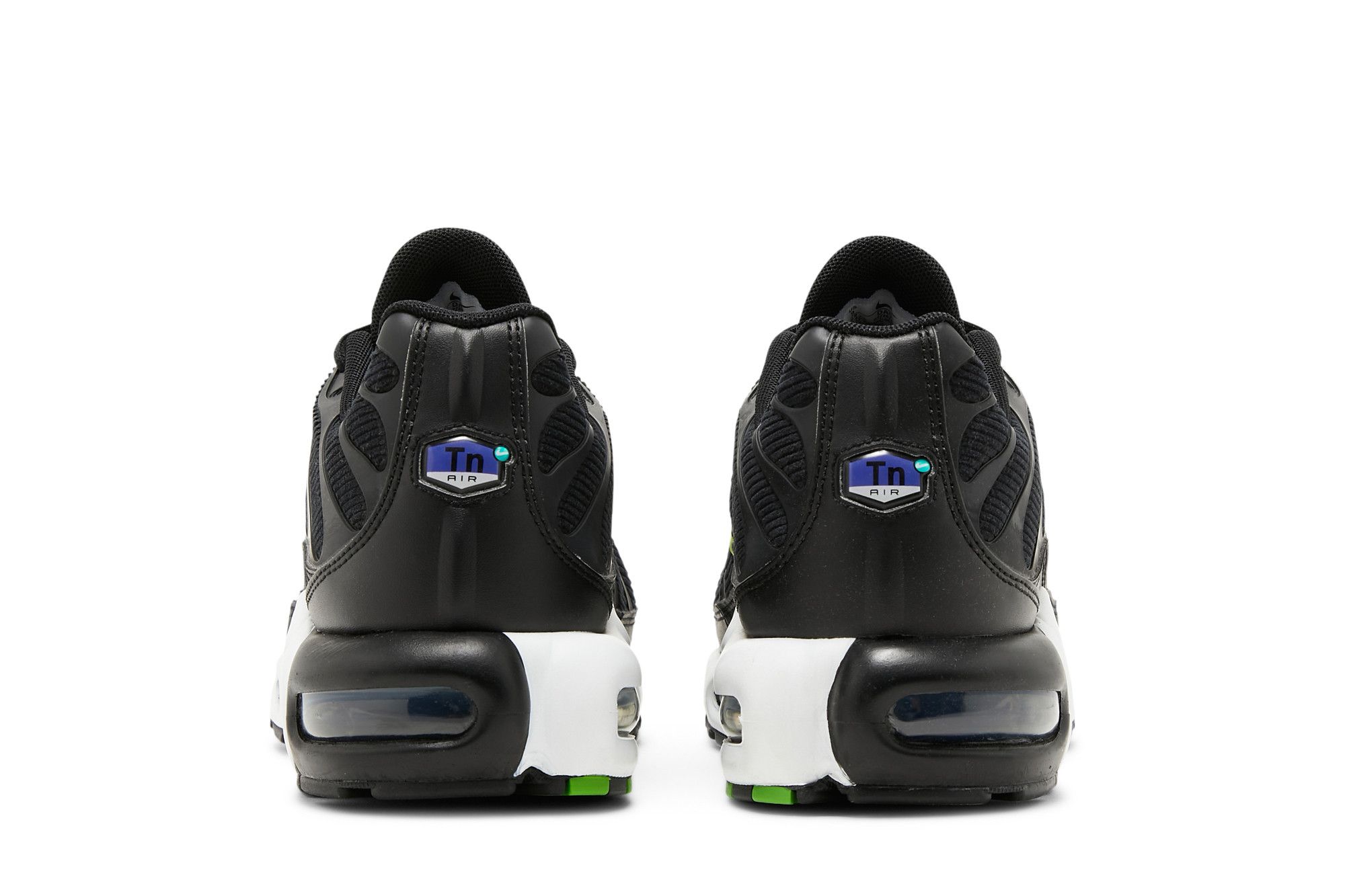 Air max plus overbranding black hot sale