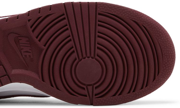 Wmns Dunk Low Dark Beetroot