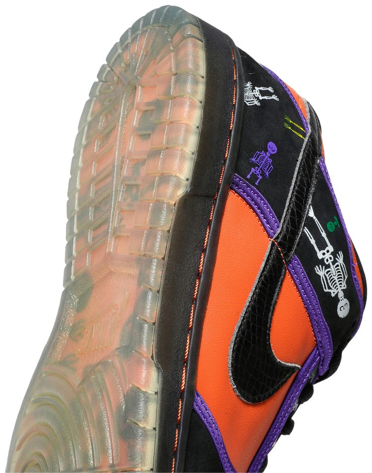 Nike Dunk Low Premium SB Day of the Dead