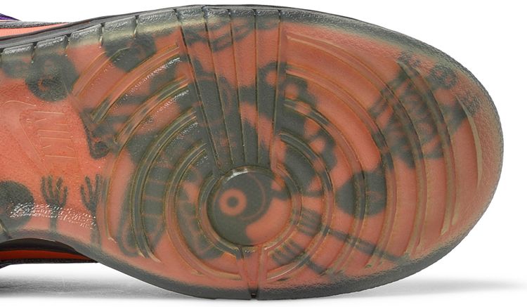 Nike Dunk Low Premium SB Day of the Dead