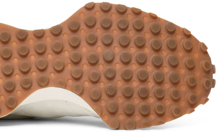 Bandier x New Balance Wmns 327 Move Her World