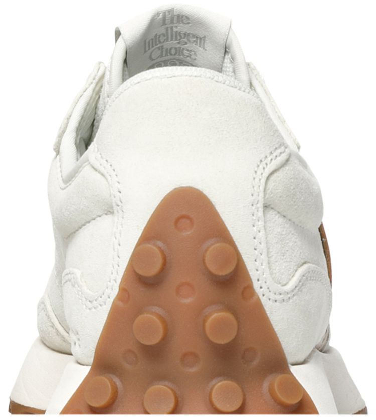 Bandier x New Balance Wmns 327 Move Her World