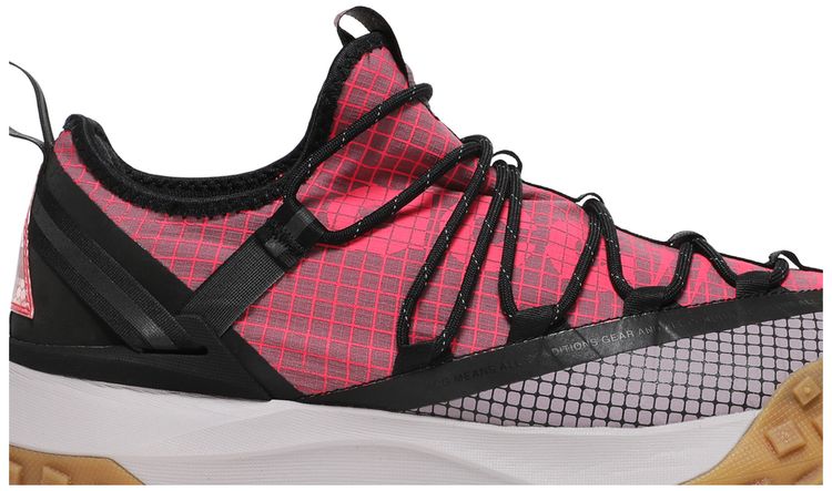 Nike ACG Mountain Fly Low Flash Crimson