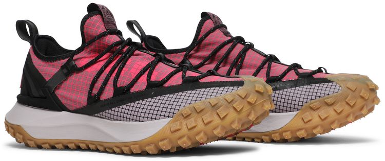 Nike ACG Mountain Fly Low Flash Crimson