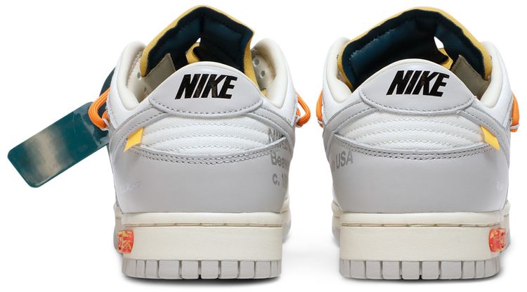 Off White x Nike Dunk Low Lot 44 of 50