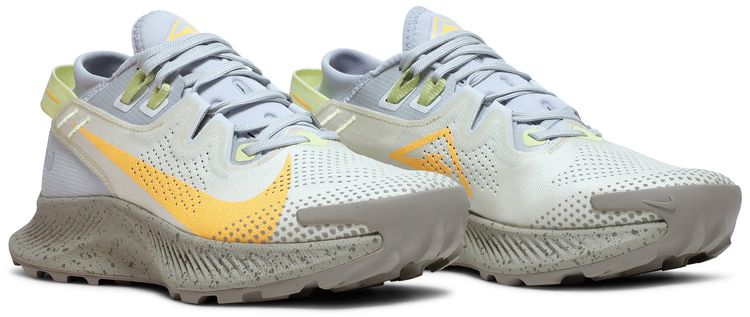 Wmns Pegasus Trail 2 Limelight Laser Orange