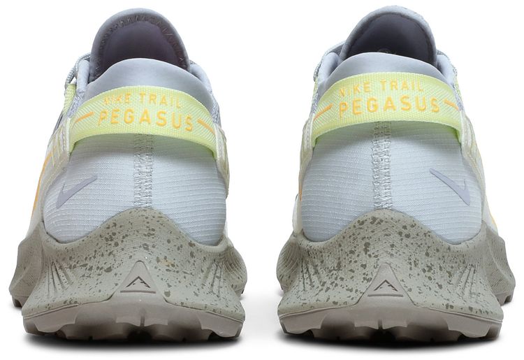 Wmns Pegasus Trail 2 Limelight Laser Orange