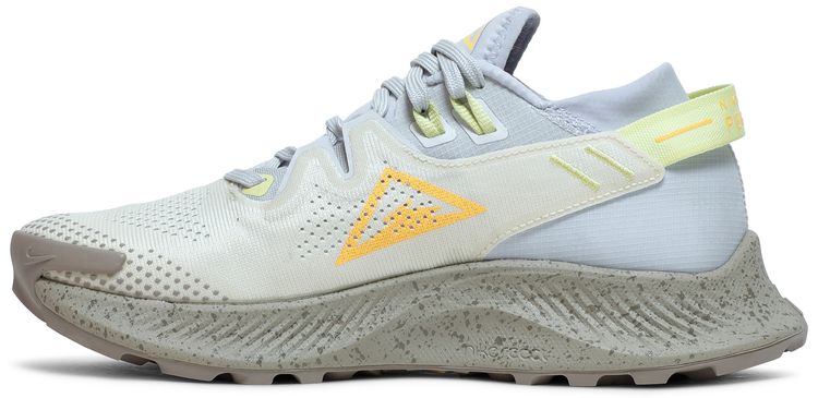 Wmns Pegasus Trail 2 Limelight Laser Orange