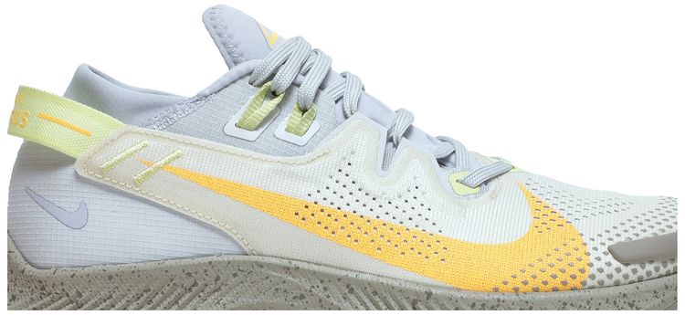Wmns Pegasus Trail 2 Limelight Laser Orange