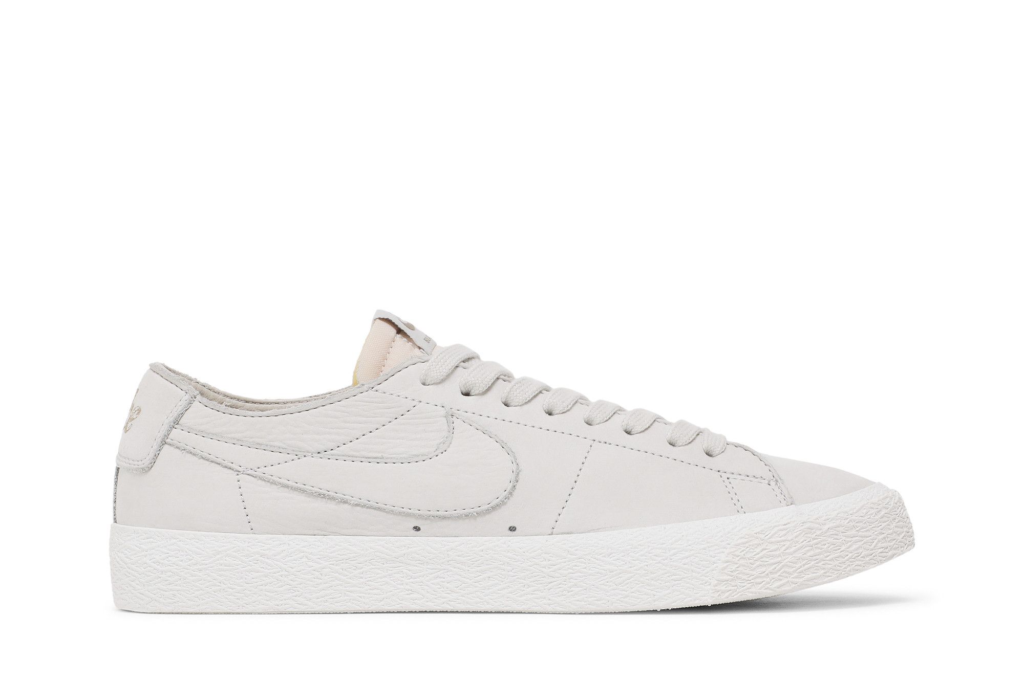 Nike sb blazer decon hot sale