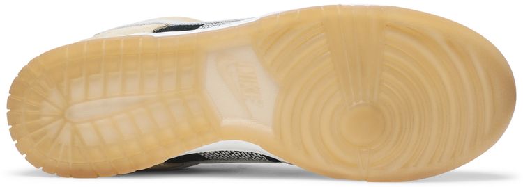 Dunk Low Rooted In Peace
